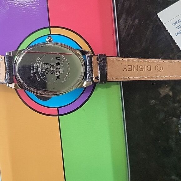 Black & Silver Minni Mouse Rare Disney Watch, Diamond Cut Style htf - Picture 3 of 5